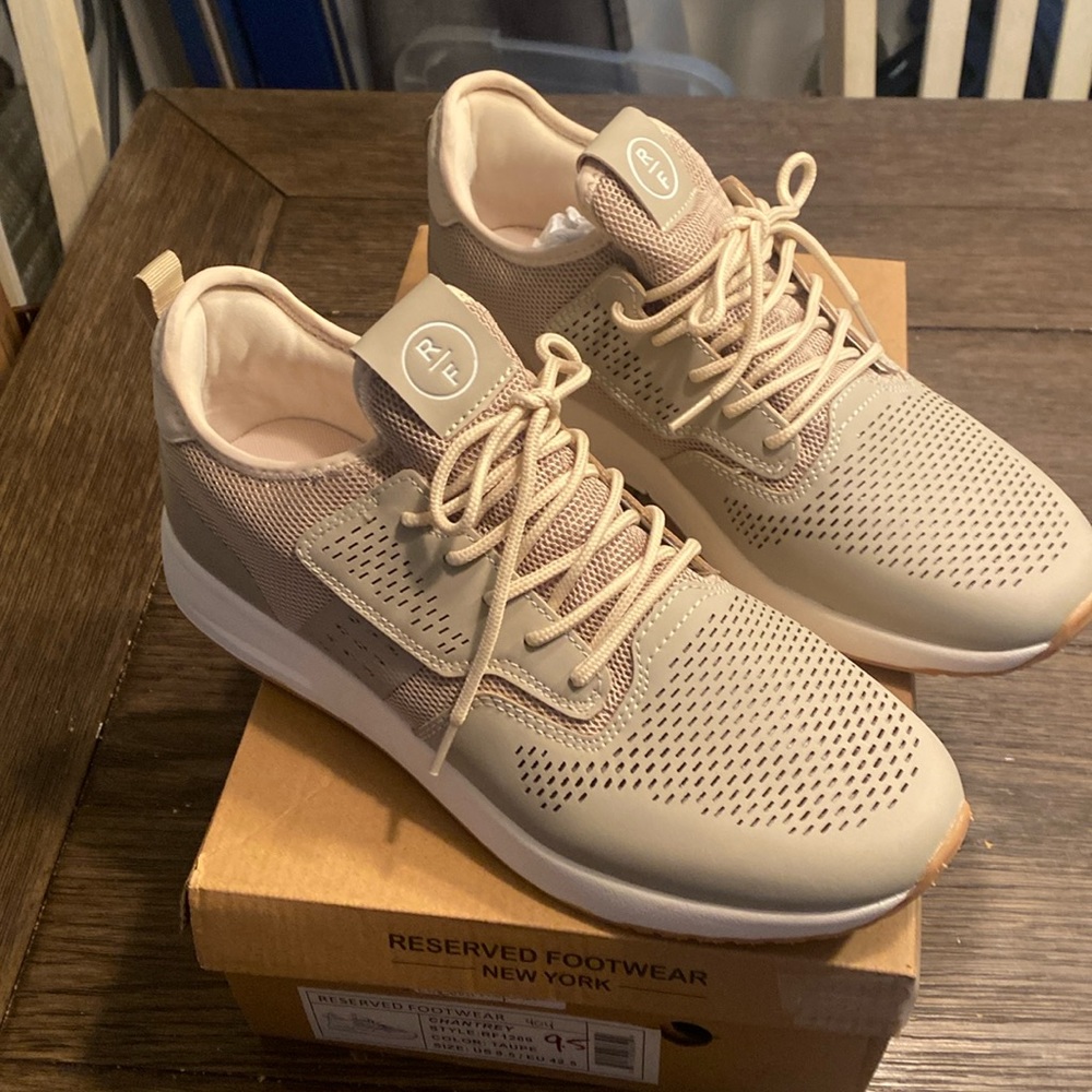 Reserved footwear, New York sneakers